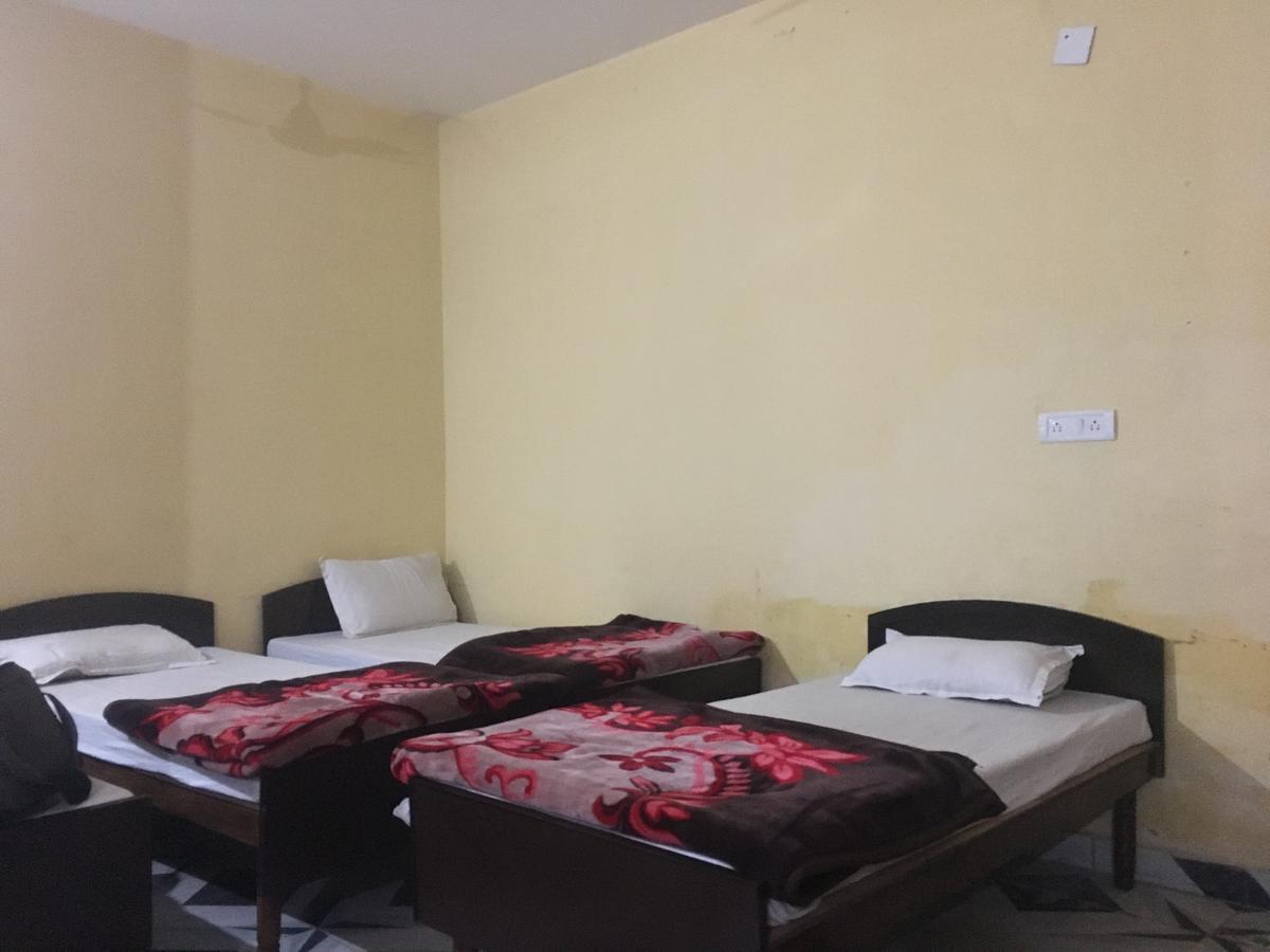 Oyo 12976 Hotel New Fiza Jammu Ngoại thất bức ảnh