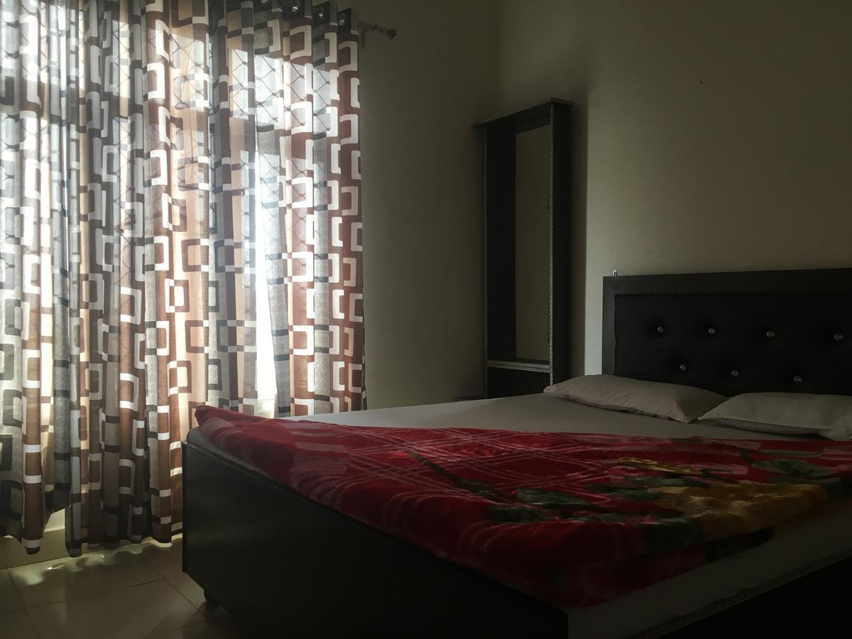 Oyo 12976 Hotel New Fiza Jammu Ngoại thất bức ảnh