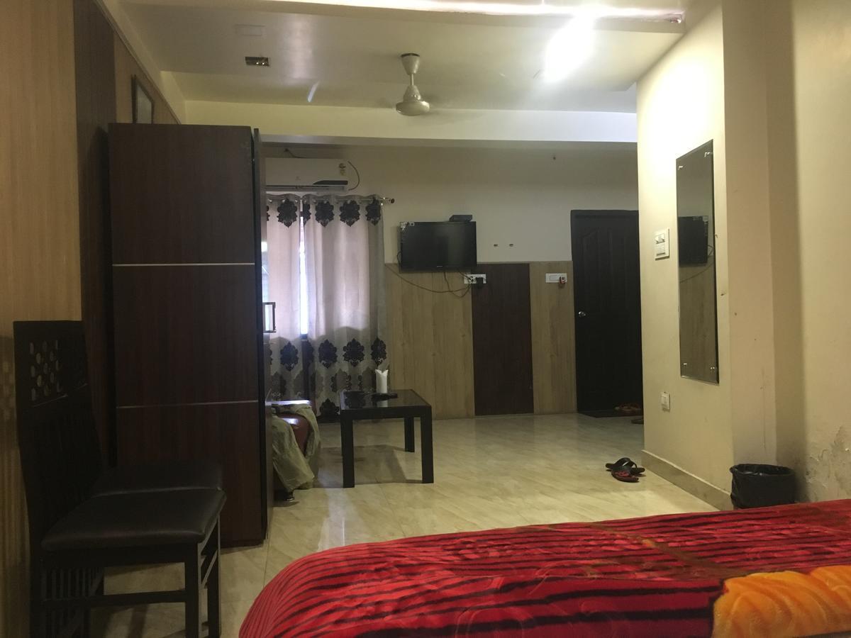 Oyo 12976 Hotel New Fiza Jammu Ngoại thất bức ảnh