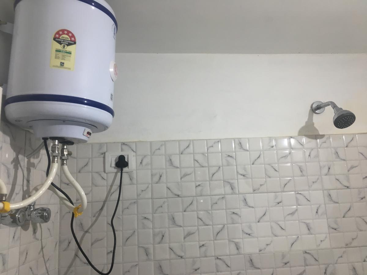 Oyo 12976 Hotel New Fiza Jammu Ngoại thất bức ảnh