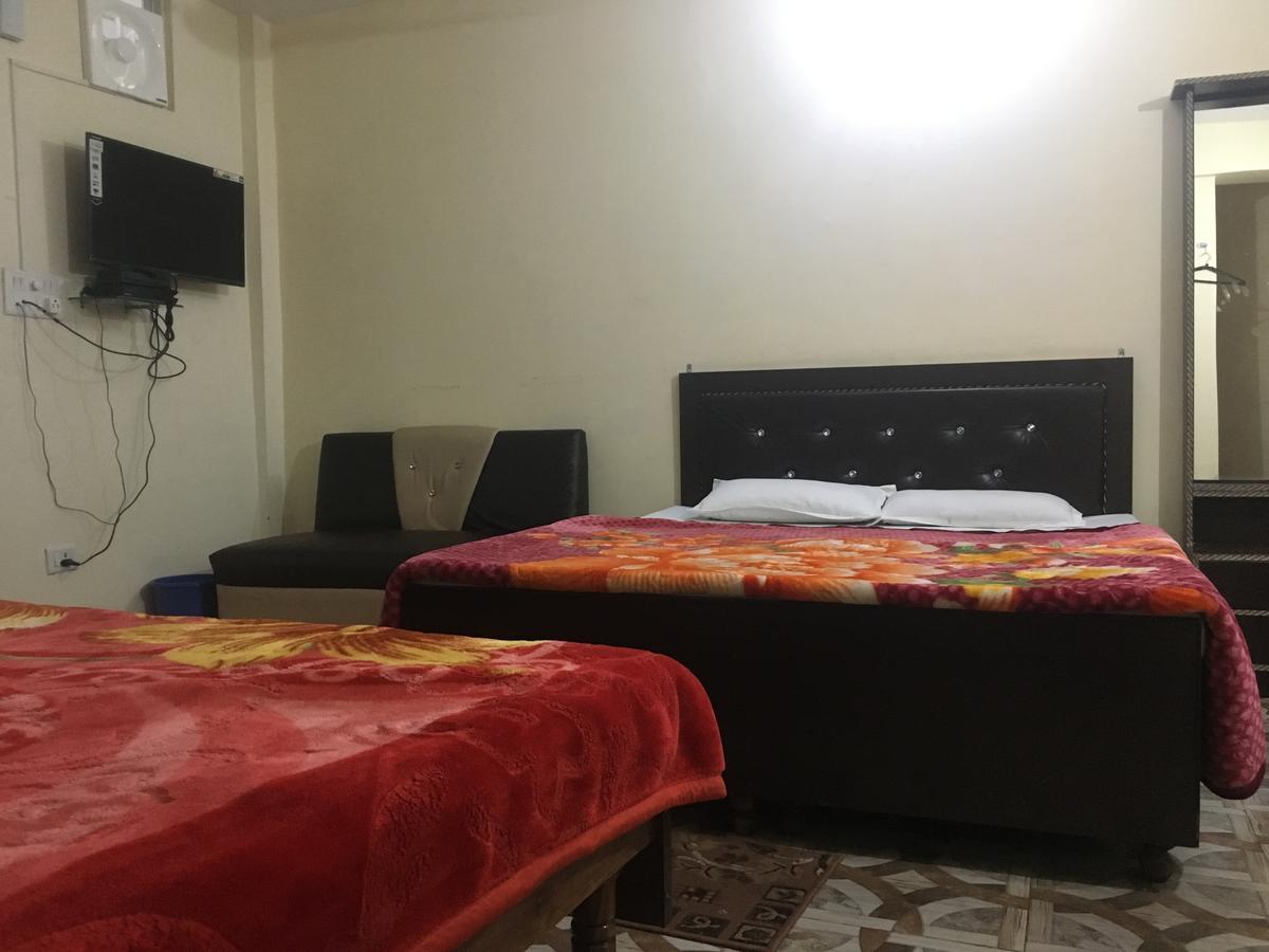 Oyo 12976 Hotel New Fiza Jammu Ngoại thất bức ảnh