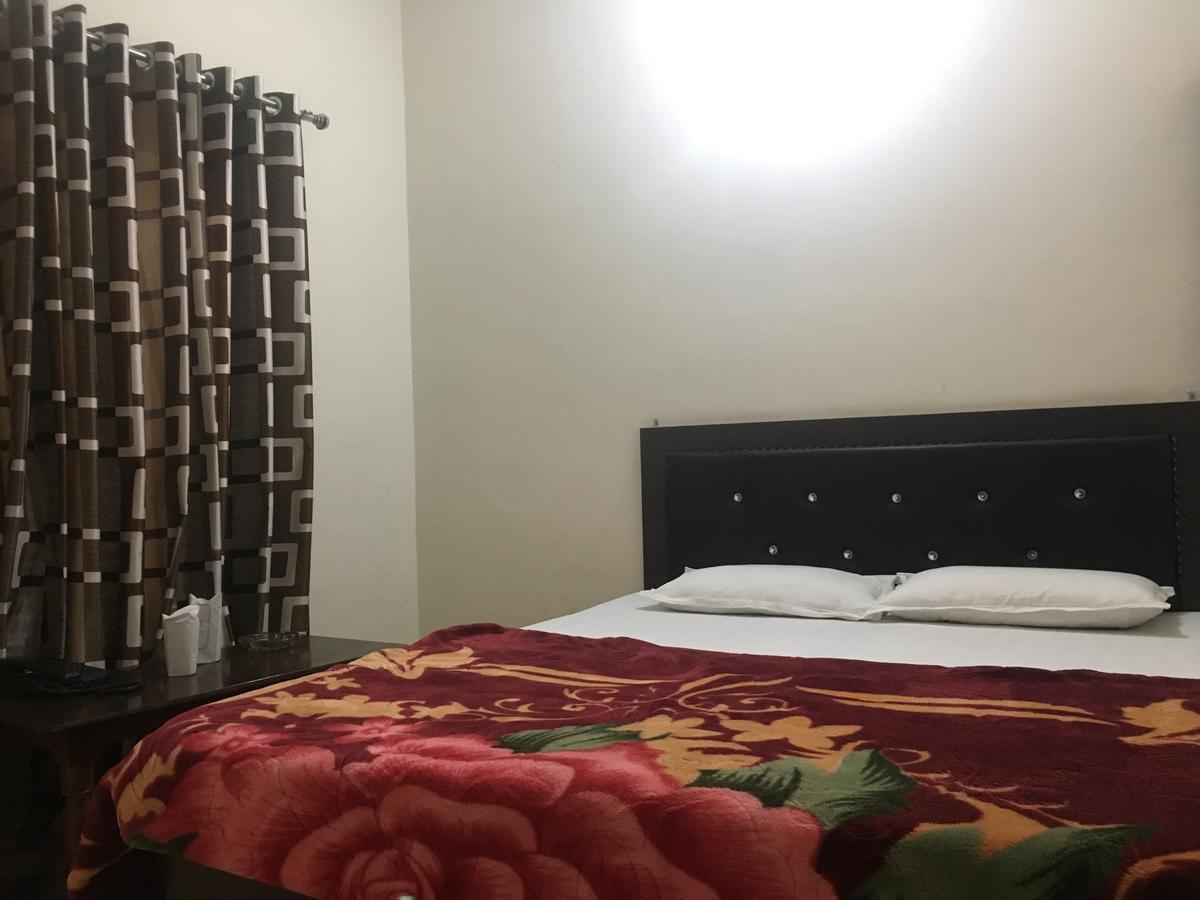 Oyo 12976 Hotel New Fiza Jammu Ngoại thất bức ảnh