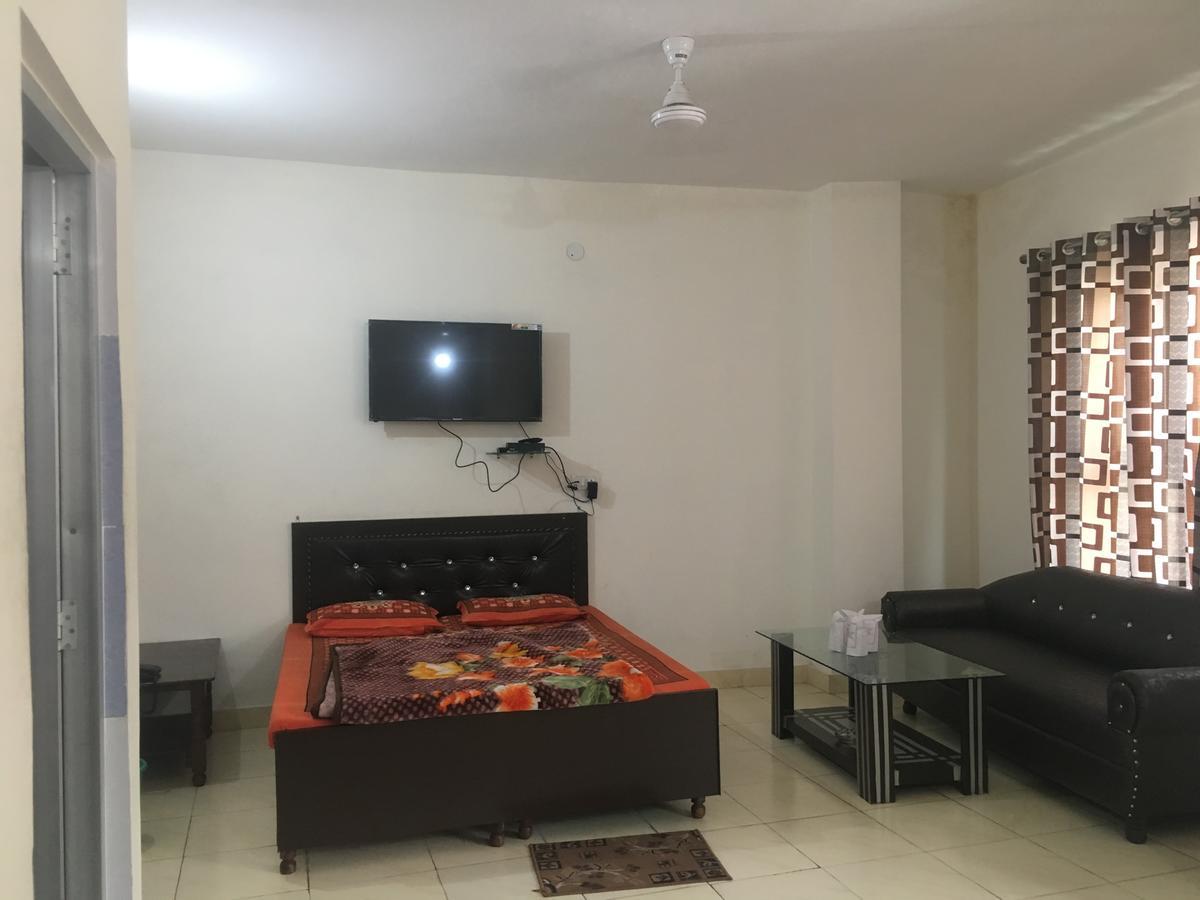 Oyo 12976 Hotel New Fiza Jammu Ngoại thất bức ảnh