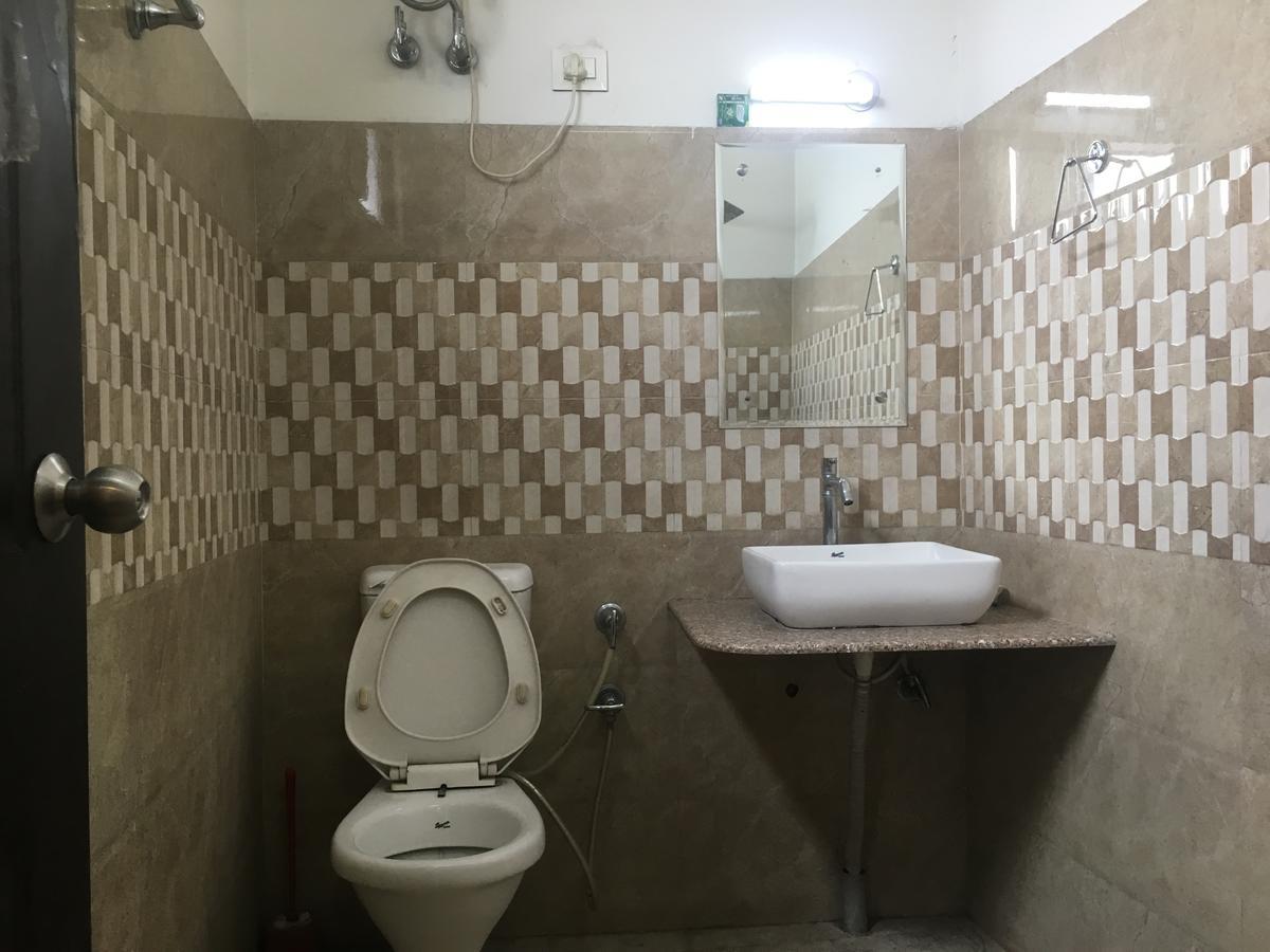 Oyo 12976 Hotel New Fiza Jammu Ngoại thất bức ảnh
