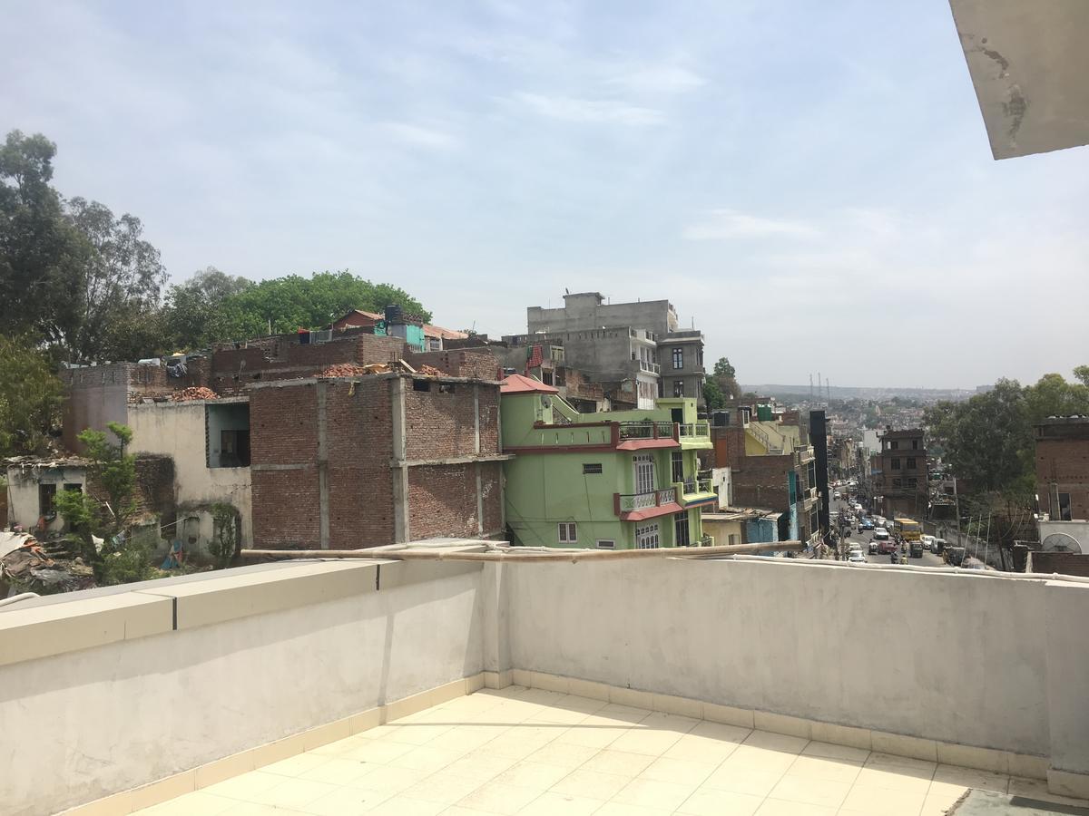 Oyo 12976 Hotel New Fiza Jammu Ngoại thất bức ảnh